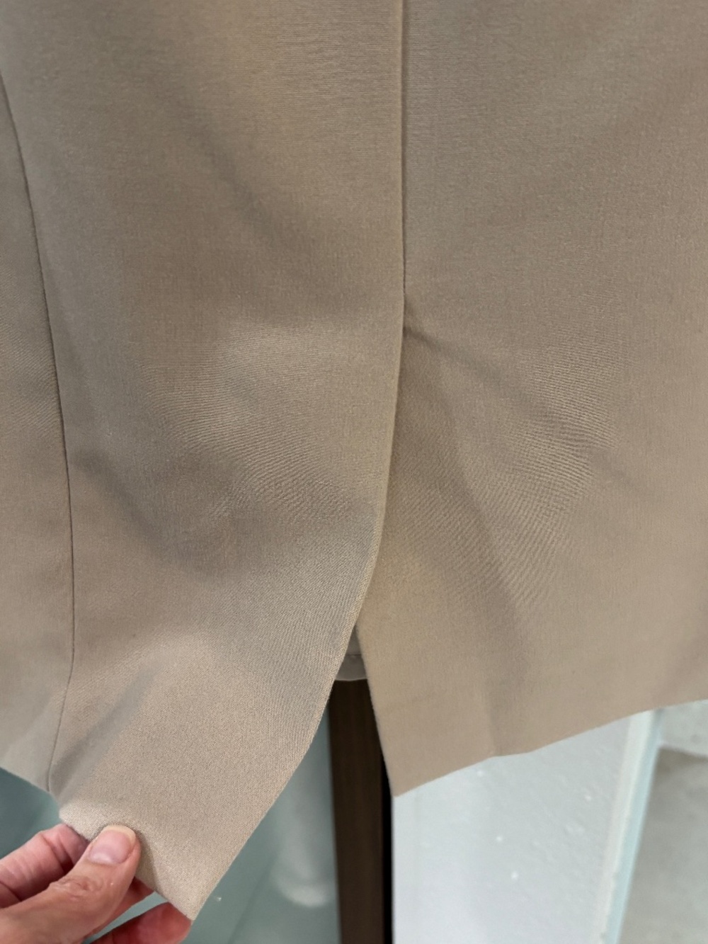 Calvin Klein Pencil Skirt -Beige/Cream Size 2 - Picture 7 of 9